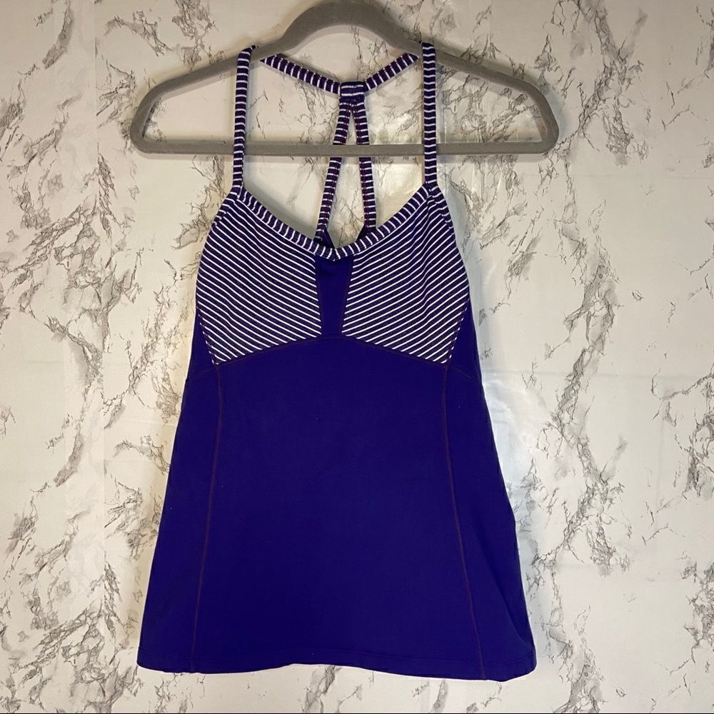 Athleta Purple Fulfillment tank with built in bra size medium